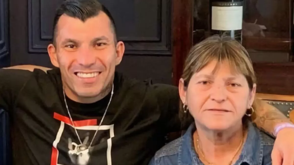 La emotiva reacción de Gary Medel tras sufrir la pérdida de su madre: "Gracias por todo..."