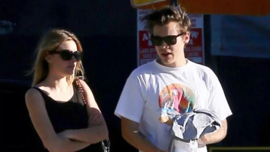Harry Styles Y Camille Rowe (2)