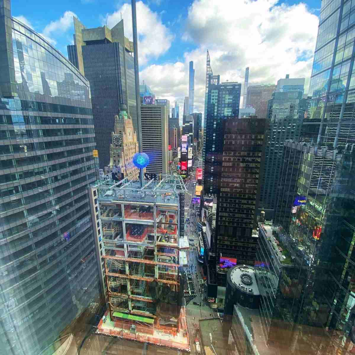 Mane Swett Y Su Hijo 