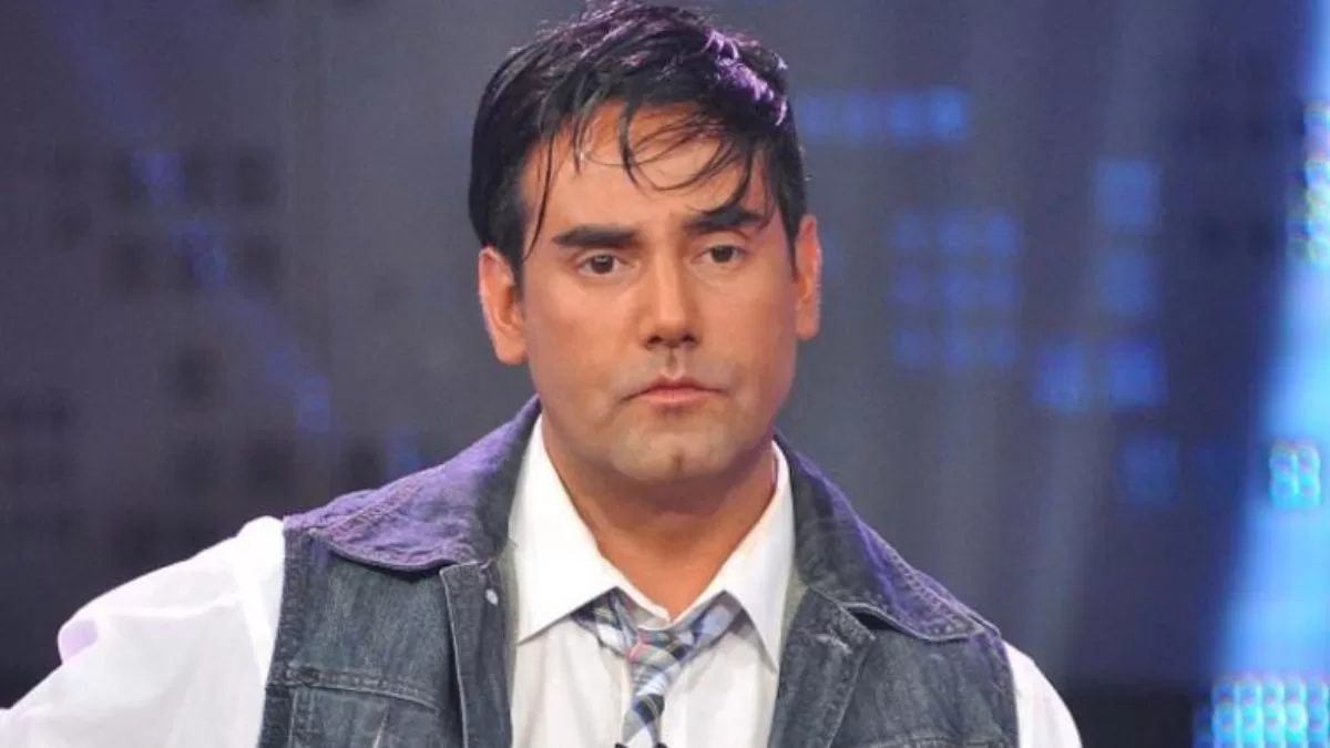 Ronny Dance presenta a su pareja con románticas postales y le llueven las críticas: "Igual se parece a la mamá"