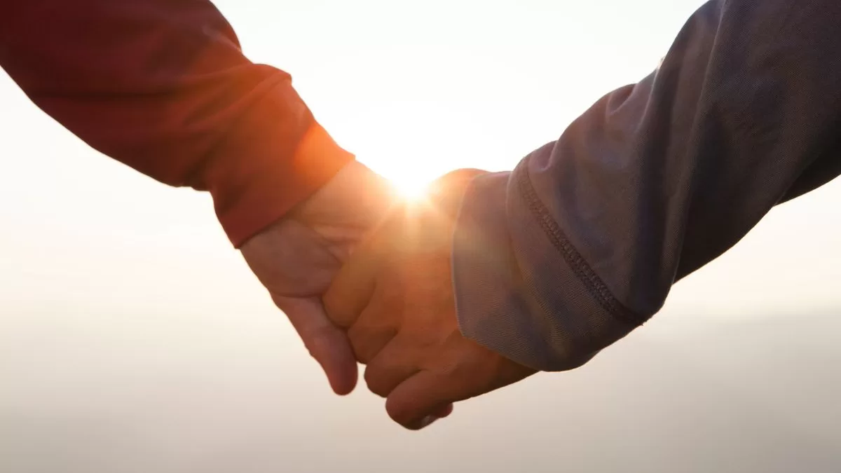 Esta es la teoría que asegura que la relación que hayas tenido con tus padres definirá cómo eres en pareja