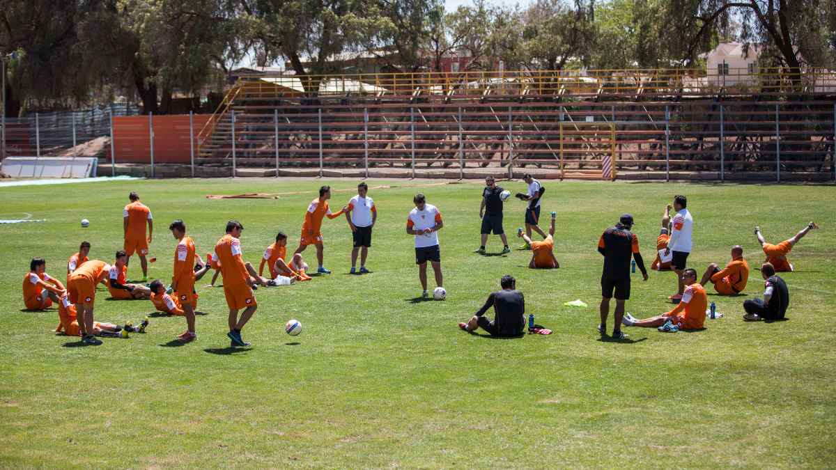 La manada de Cobreloa: El polémico caso de abuso sexual que involucra a nueve futbolistas chilenos