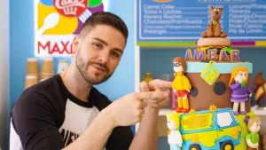 La historia del ex "Master Chef" que no sacó ninguna carrera pero es un empresario exitoso: Tiene seis pastelerías en Chile