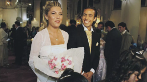 "La toma con sus dos manos y la besa en la boca": Revelan detalles del inesperado reencuentro entre dos figuras de la farándula chilena