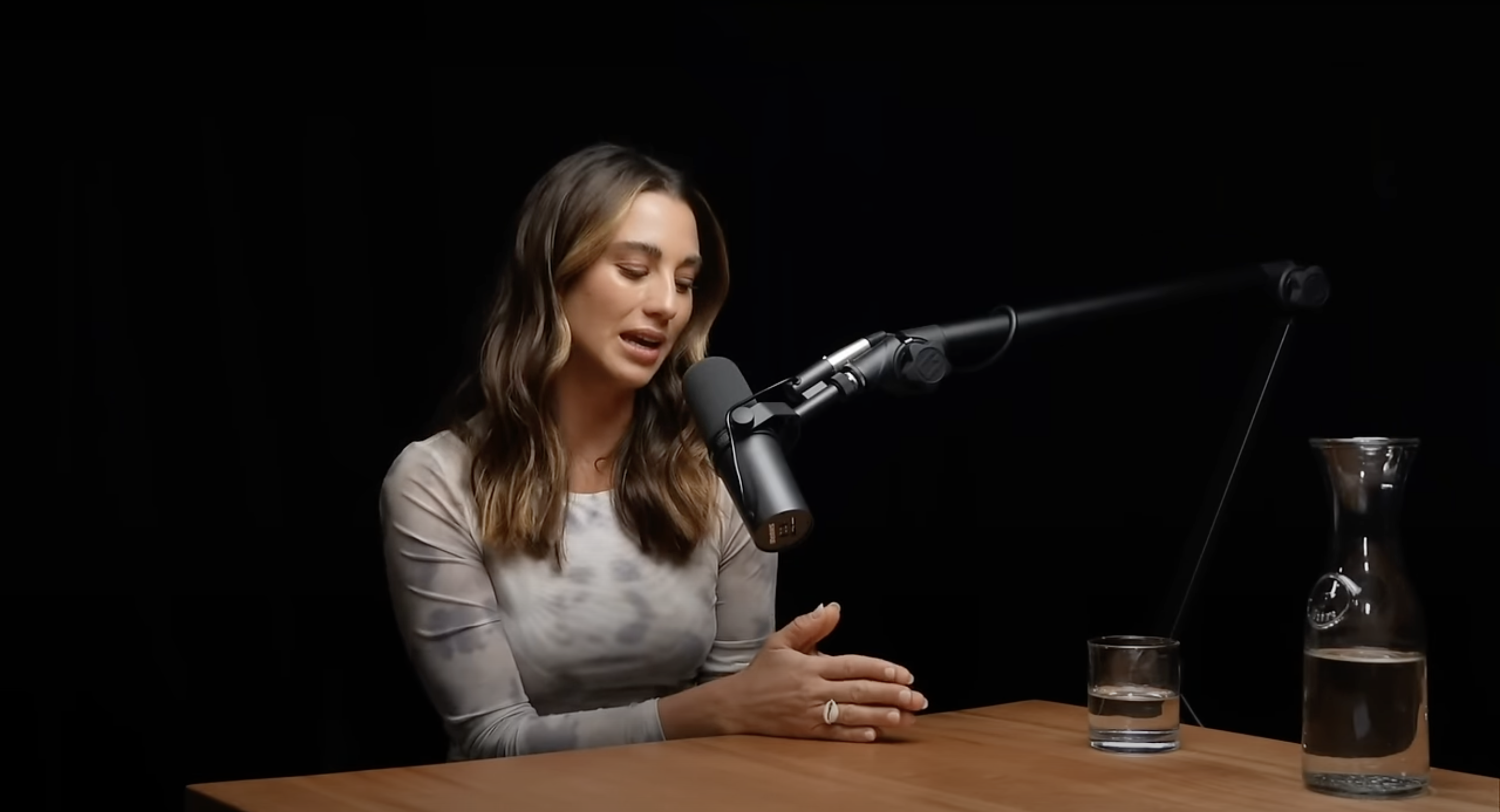 "Es terrible. No puede ser que nosotros nos tengamos que esconder": Tita Ureta lanza duro mensaje ante inseguridad en Chile