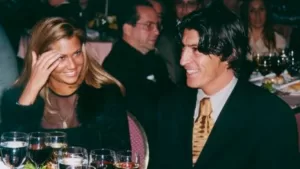 "Yo decido presentarme al Miss Chile y esa decisión no cayó muy bien en mi relación así que me terminaron; me patean"