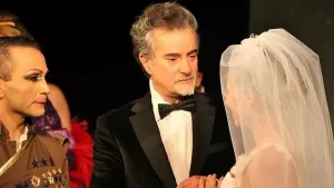 Emblemático actor chileno revela la muerte de su esposa a causa de un cáncer: "estuvimos 25 años casados"