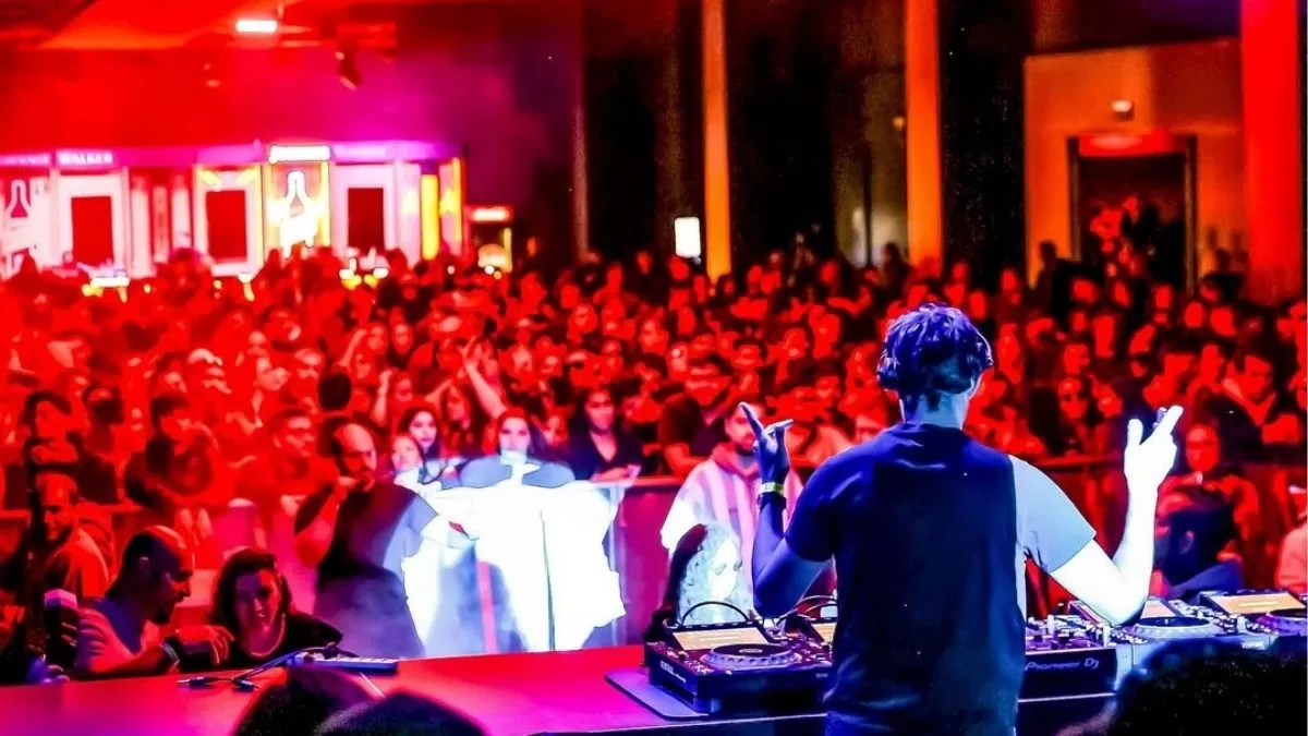 Conocido presentador de noticias debutará como DJ en concierto de Bob Sinclair en Chile