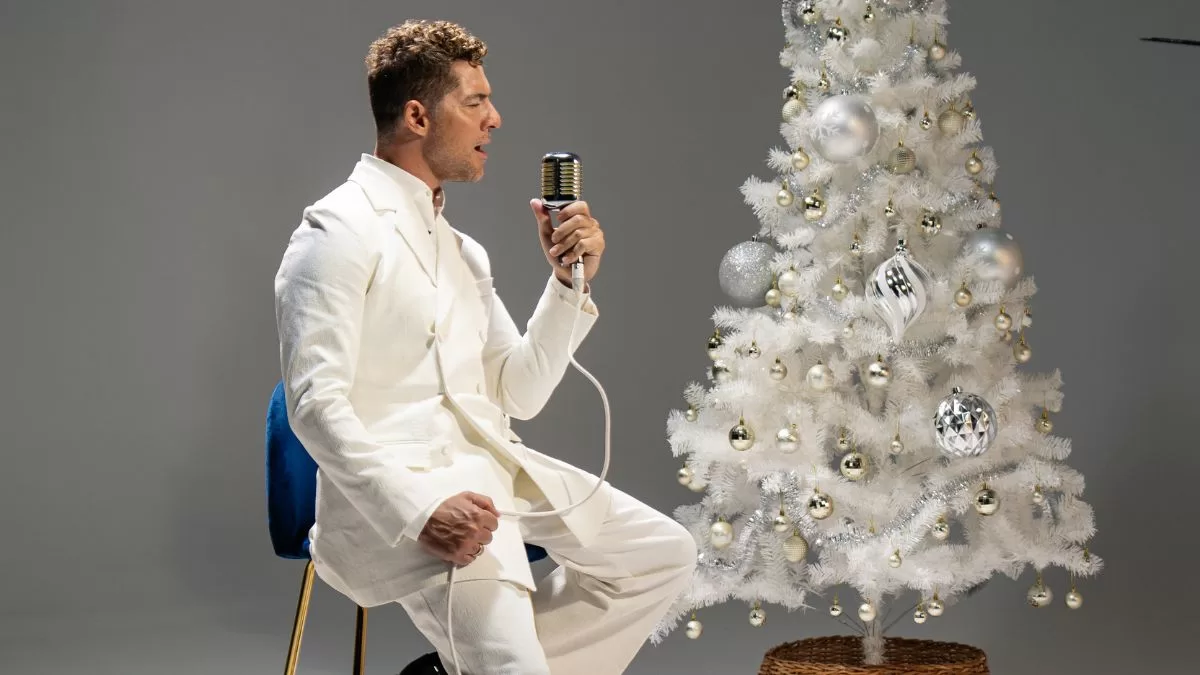 David Bisbal llena de magia con su nuevo álbum «Todo es posible en Navidad» 