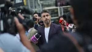 Jorge Valdivia continuará con arresto domiciliario nocturno tras denuncias de violación: fue reformalizado por dos casos en su contra