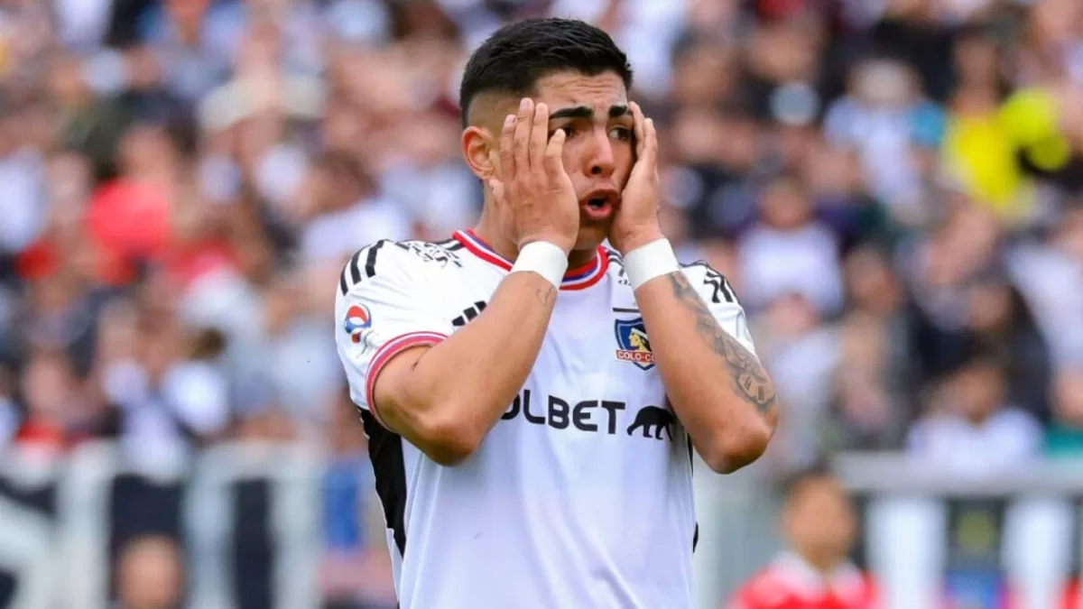 Conocido futbolista chileno es acusado de infidelidad por su expareja: "Yo tengo ocho semanas de embarazo y la otra niña casi siete"