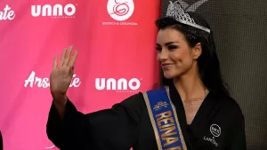 El piscinazo de Emilia Dides como reina de Viña del Mar que recordó a Cecilia Bolocco