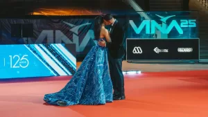 La particular reacción de Sammis Reyes al enterarse de que Emilia Dides es la nueva Reina de Viña 2025