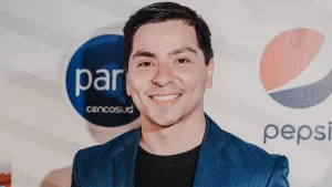 Quién es Camilo González, el nuevo y criticado rey de Viña: "Entrega la corona (...) por votos no ganaste"