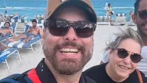 Un nuevo escándalo involucra a George Harris: Su madre expulsa a gritos a equipo de Canal 13 en Miami