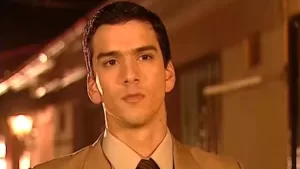 Íñigo Urrutia reaparece tras años lejos de la TV chilena y genera diferentes teorías: "¿Es mi idea o se ve mal de salud?"