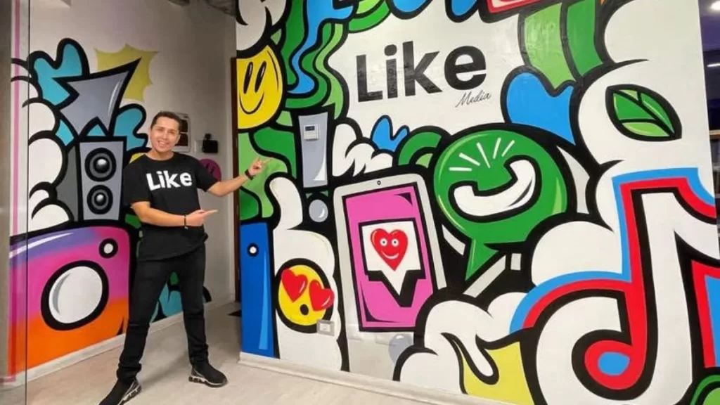 Karol Lucero Like Media