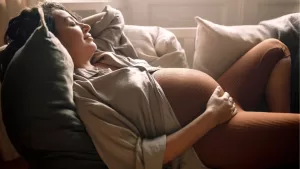 ¿Qué significa soñar que estás embarazada, según la Inteligencia Artificial?