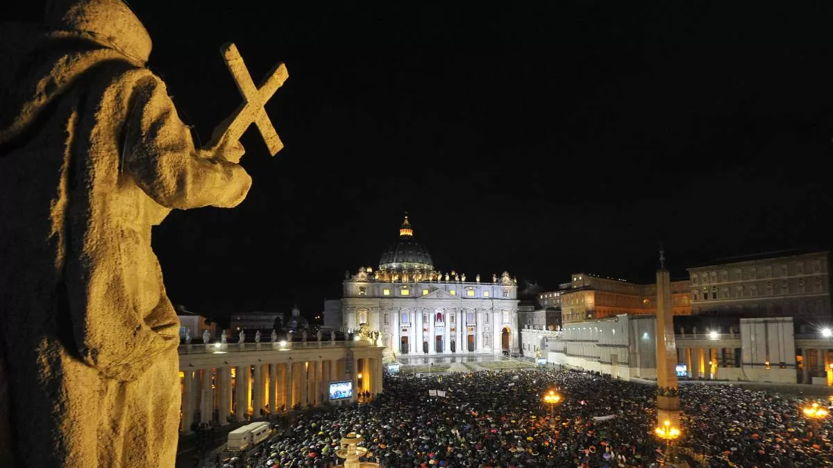 Secretos, votos y humo: los detalles del misterioso cónclave para elegir a un nuevo Papa