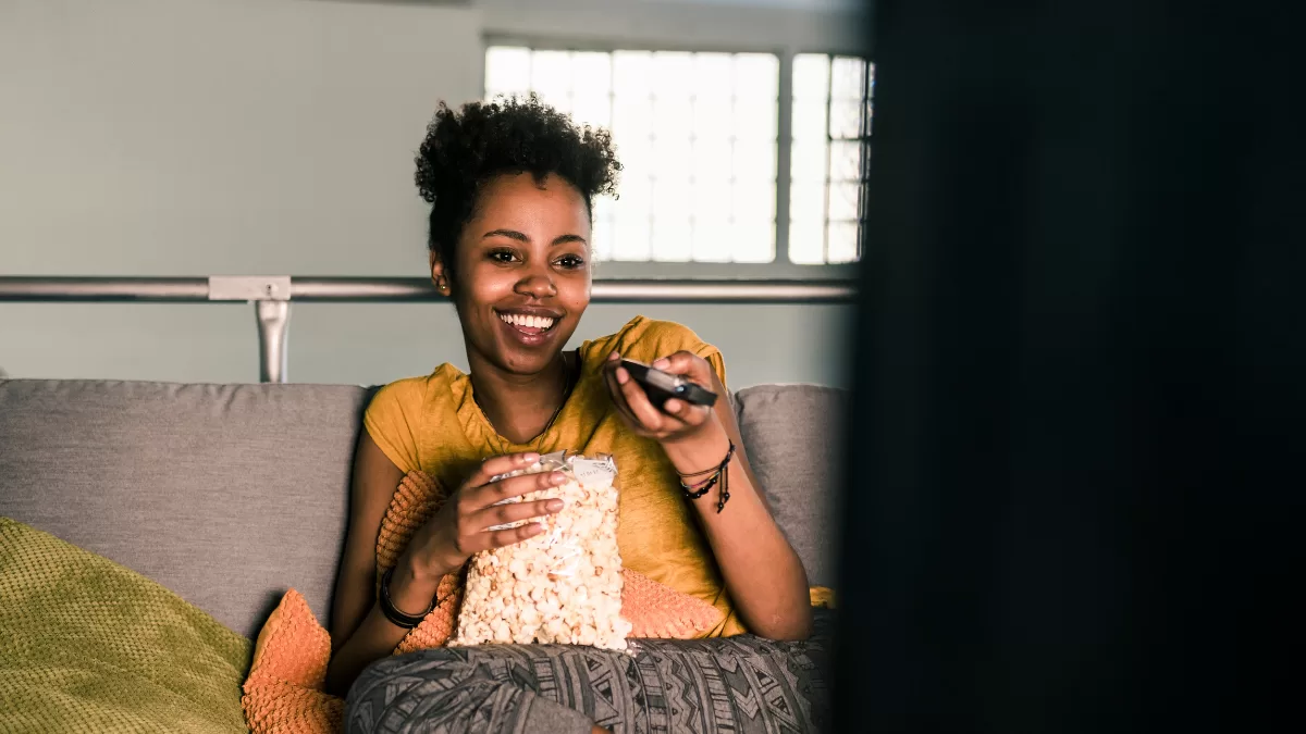 Las 5 mejores películas para relajarse en casa este feriado, según FMDOS