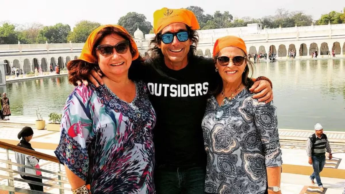 Madre de Claudio Iturra a un año de la muerte de su hijo: "Podría haber muerto en cualquier lugar y eligió al lado mío"