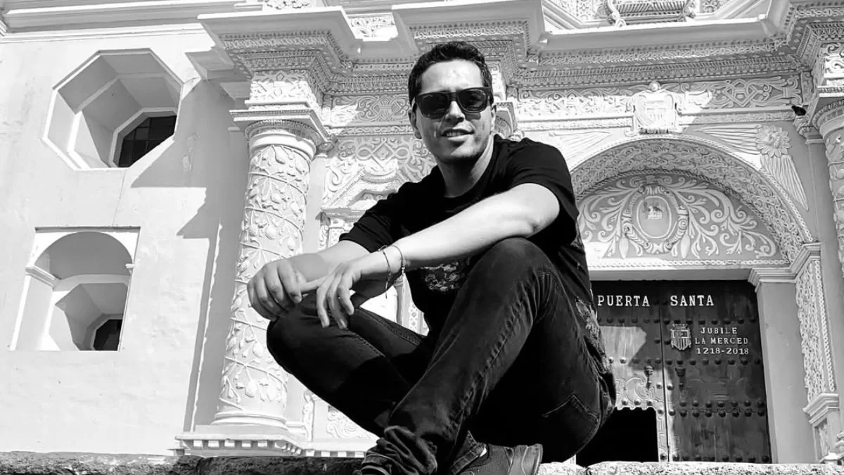 Solo y en un avión: Karol Lucero confirma lo que nadie esperaba tras serle infiel a su esposa