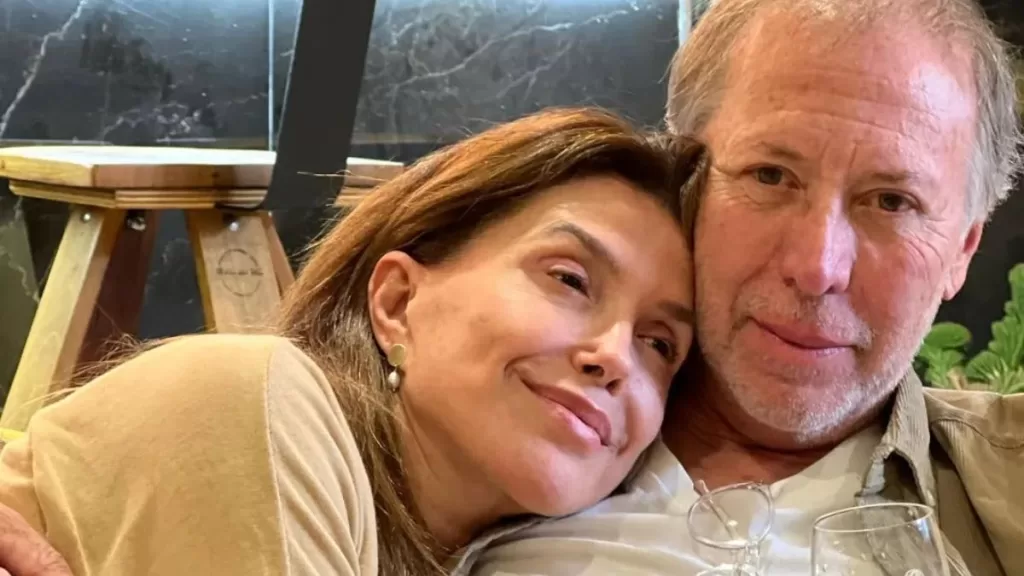 Carolina Arregui  Roy Sothers