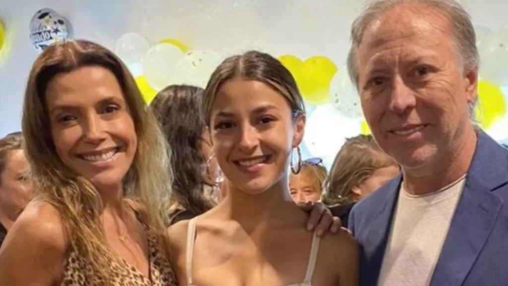 María Jesús Sothers  Roy Sothers  Carolina Arregui