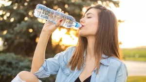 Este es el deporte que todos deberían practicar en Chile para ser más felices, según destacado traumatólogo