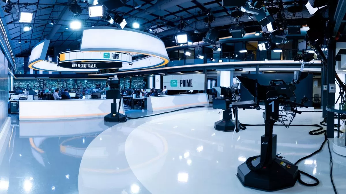 El nuevo despido en Mega que remece al canal en medio de su reestructuración corporativa