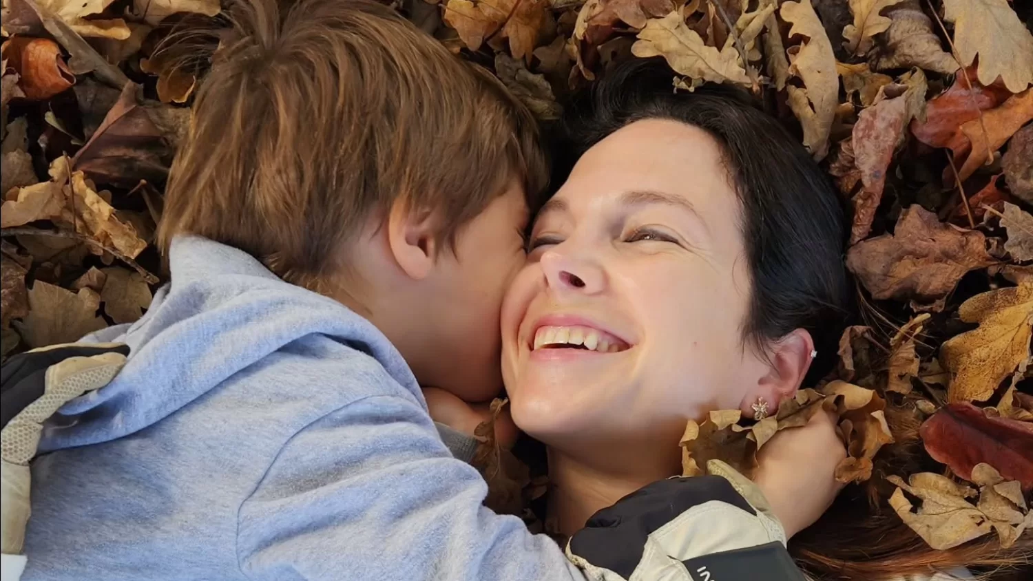 El desgarrador relato de ex chica Rojo tras la muerte de su hijo en trágico accidente: inició una urgente campaña