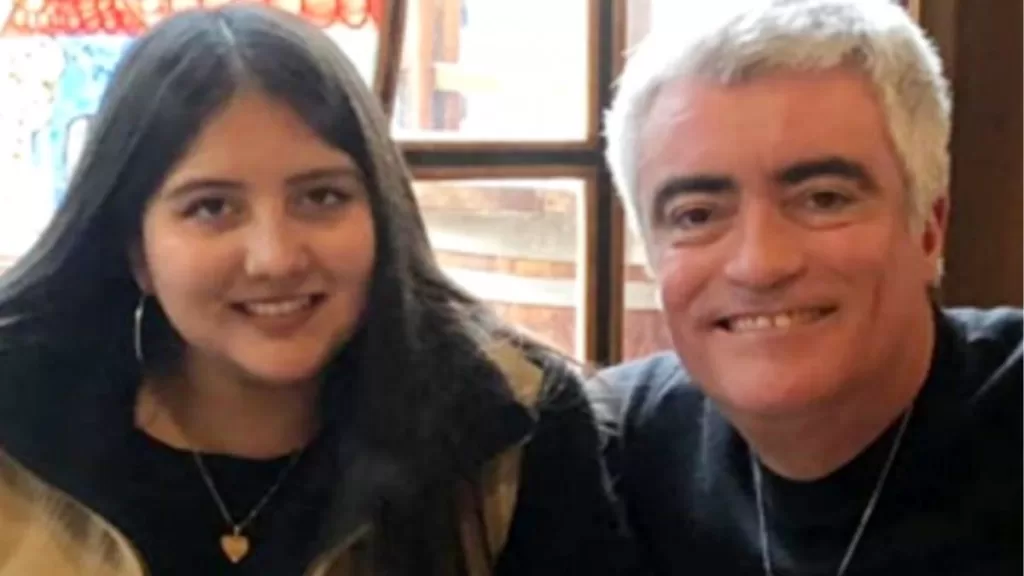 Mauricio Flores E Hija