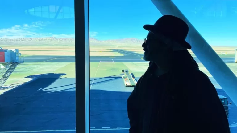 El delicado momento que afectó a conocido cantante chileno meses después de la muerte de su papá: "Con una pena profunda"