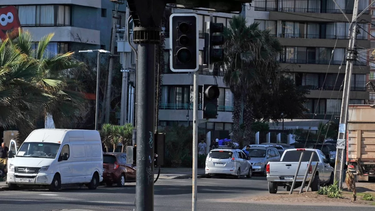 Por hasta 7 horas sin electricidad: corte de luz afectará a siete comunas de la Región Metropolitana este martes 29 de julio