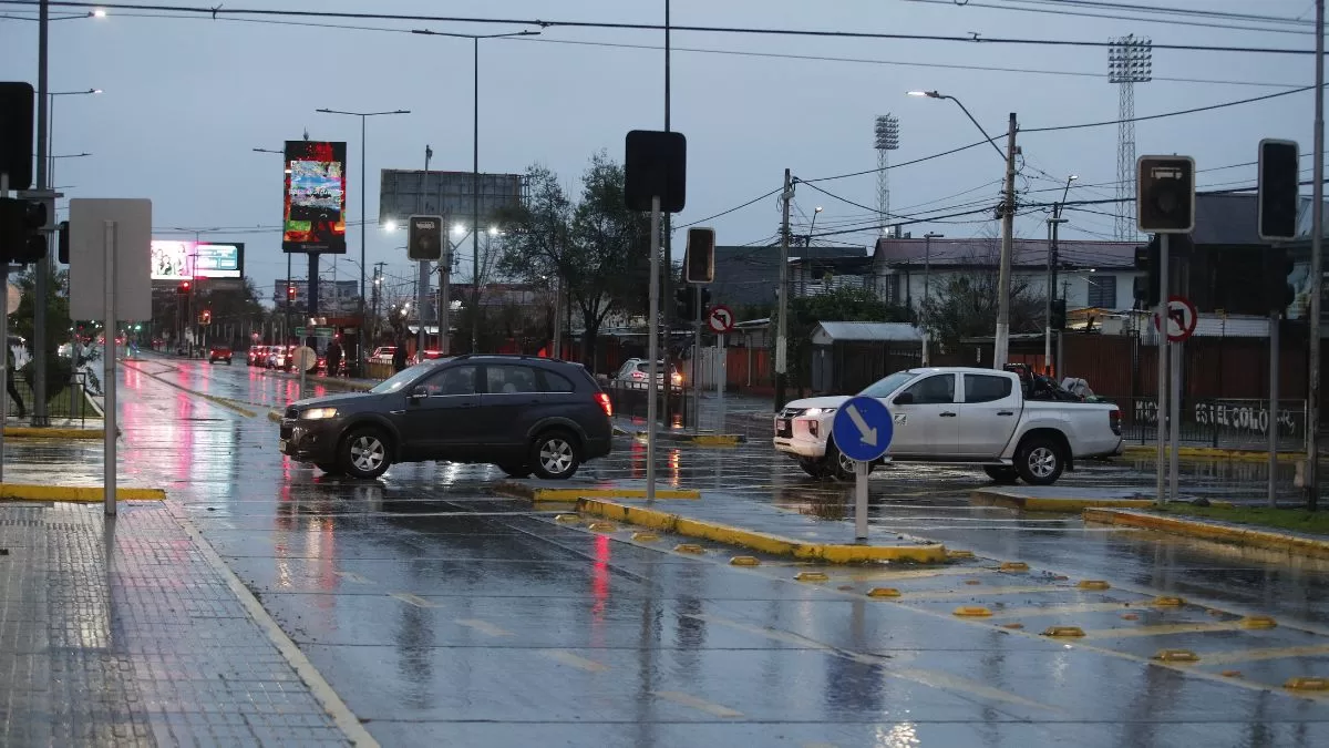 Hasta 7 horas sin luz: corte de electricidad afectará a diez comunas de la Región Metropolitana este jueves 17 de julio