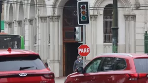 Hasta 7 horas sin luz: corte de electricidad afectará a cinco comunas de la Región Metropolitana este sábado 19 de julio