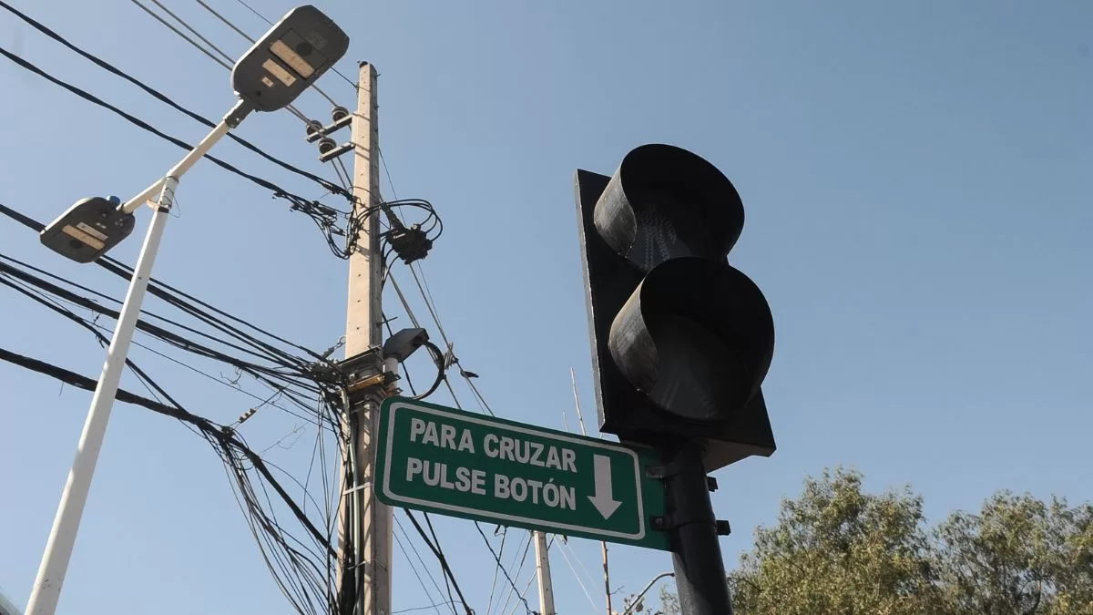 Hasta 8 horas sin electricidad: corte de luz afectará a seis comunas de la Región Metropolitana