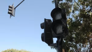 Por hasta 6 horas sin electricidad: corte de luz afectará a tres comunas de la Región Metropolitana este miércoles 30 de julio