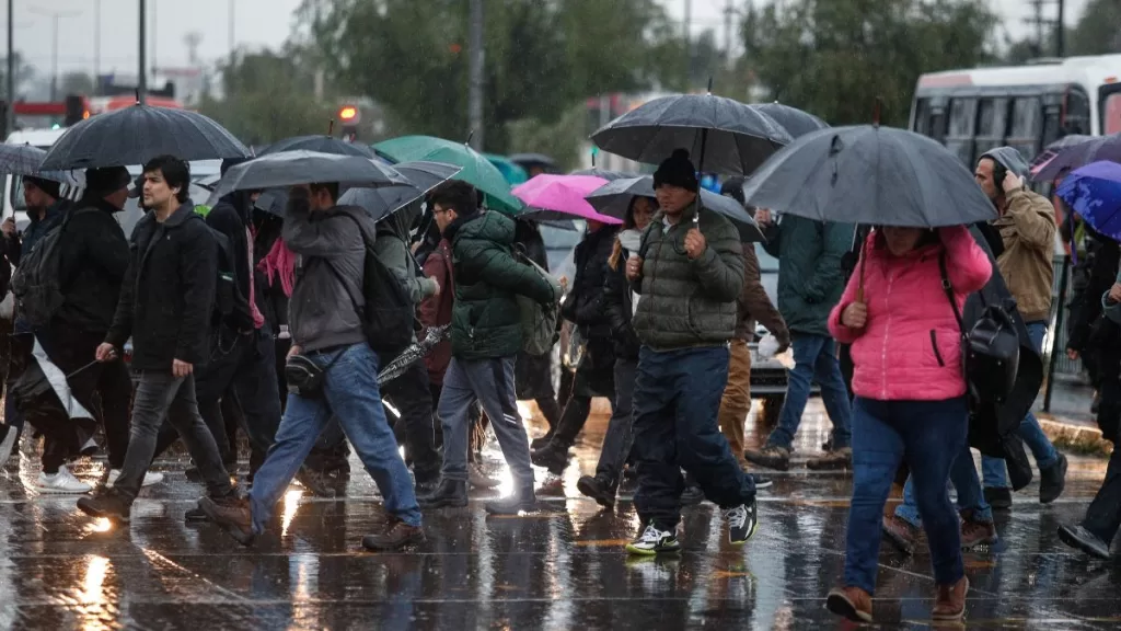Lluvia En Santiago