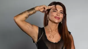 Antonella Ríos lució radical cambio de look y se llenó de críticas en las redes: "Pareces muñeca de terror"