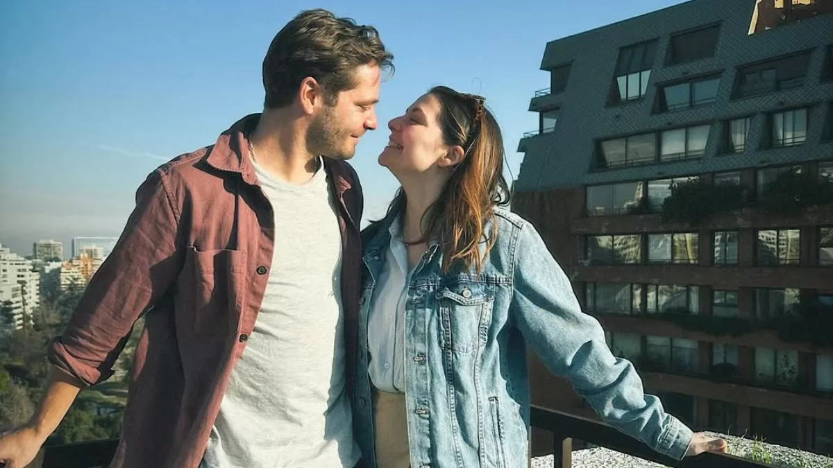 Querida actriz de Mega sorprende tras anunciar su matrimonio después de 5 años de relación: "Estoy muy feliz"