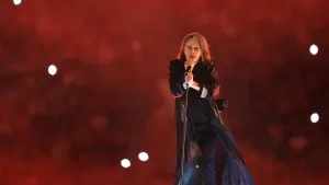 Muere emblemático cantante: hace un par de semanas se había despedido de los escenarios