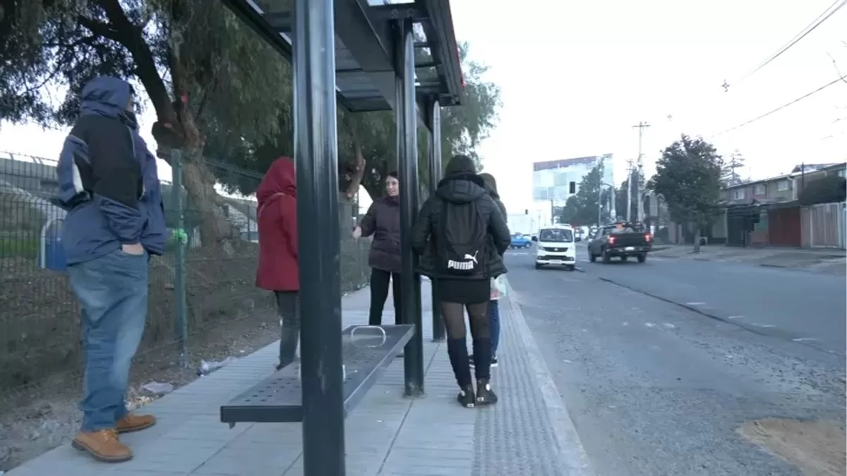 Este es el paradero de Renca que ha generado polémica en redes sociales: la empresa responsable salió a responder