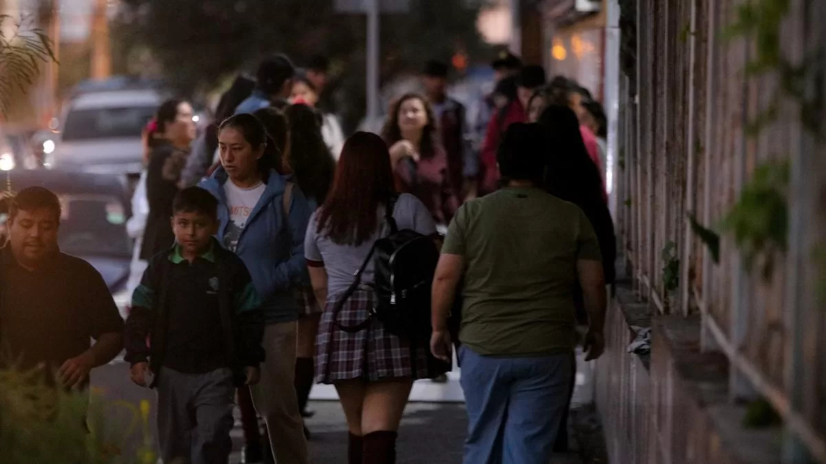 Alerta de tsunami en Chile: estas son las comunas con suspensión de clases