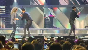 La inesperada reacción de Chayanne al ver que la fanática que subió al escenario estaba con su celular