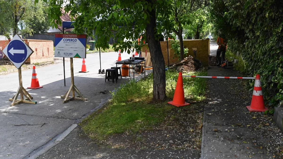 Por hasta 10 horas sin agua potable: corte de emergencia afectará a cuatro comunas de la Región Metropolitana