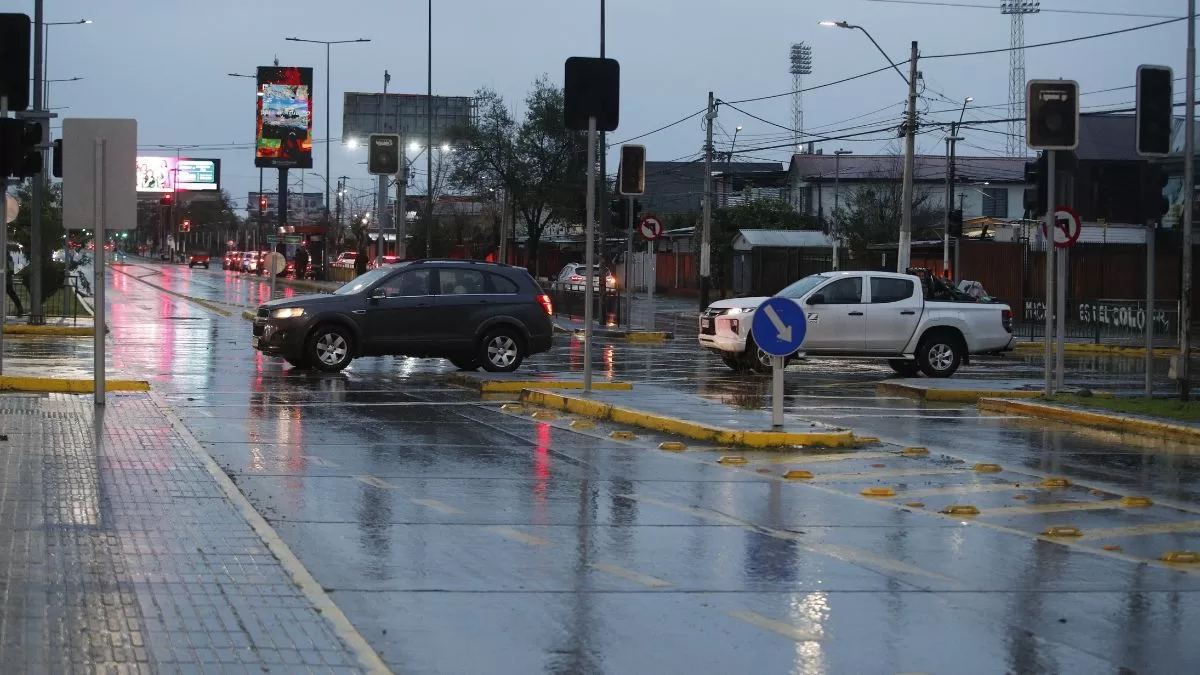 Por hasta 7 horas sin electricidad: corte de luz afectará a tres comunas de la Región Metropolitana este domingo 3 de agosto
