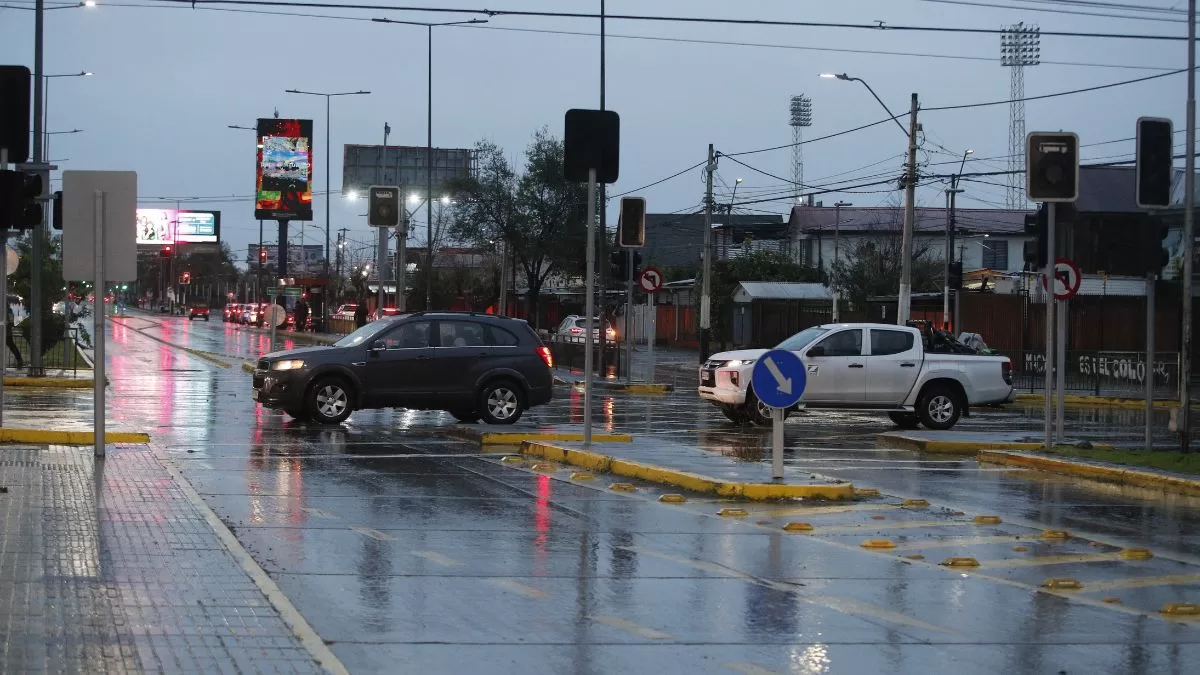 Por hasta 6 horas sin electricidad: corte de luz afectará a 11 comunas de la Región Metropolitana