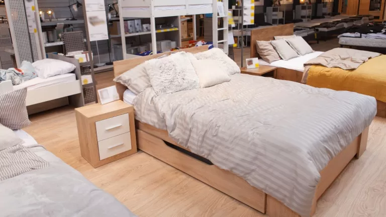 Remate de productos con hasta un 90% de descuento: tienda de artículos para el hogar cierra sus puertas en Chile