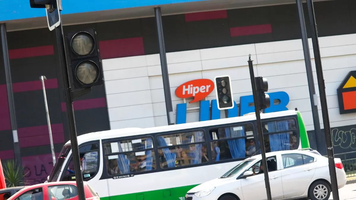 Por hasta 7 horas sin electricidad: corte de luz afectará a ocho comunas de la Región Metropolitana este jueves 7 de agosto